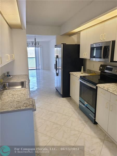 13700 SW 14 ST