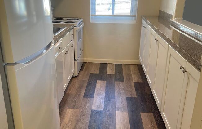 1 bed, 1 bath, 770 sqft, $1,460, Unit 00 - K- 8