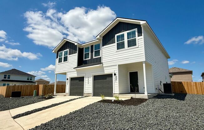 BRAND NEW 3 Bedroom, 2.5 Bathroom, Two-story Duplex in St. Hedwig!