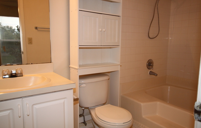 2 beds, 2 baths, $1,550