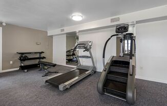 3 beds, 2 baths, 1,170 sqft, $1,049, Unit 405