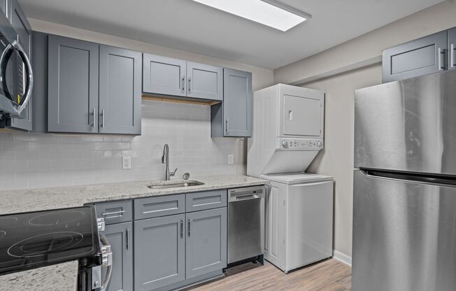2 beds, 1 bath, 725 sqft, $1,195, Unit 1302-C