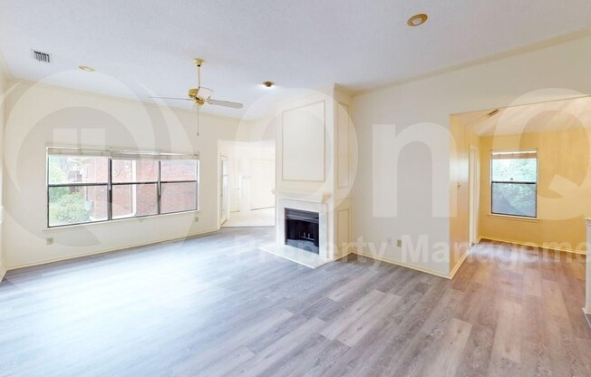 1633 PALISADES DR