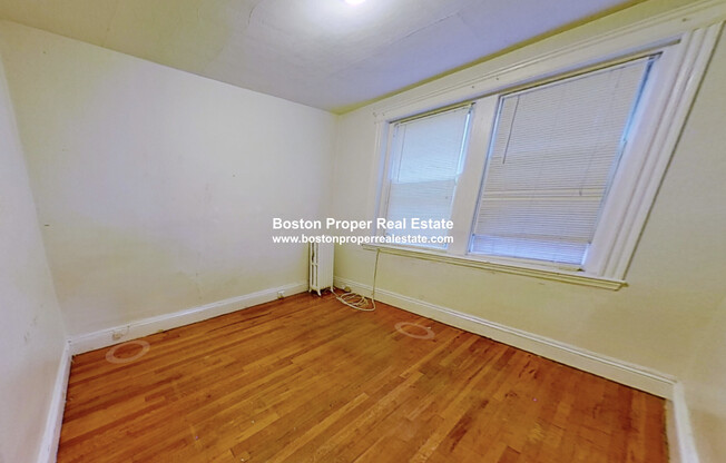 211 Park Dr.
