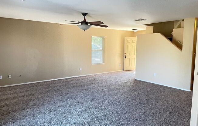 New carpet/ paint/ blinds 4 bedroom, 3 bath MOVE IN SPECIAL!!