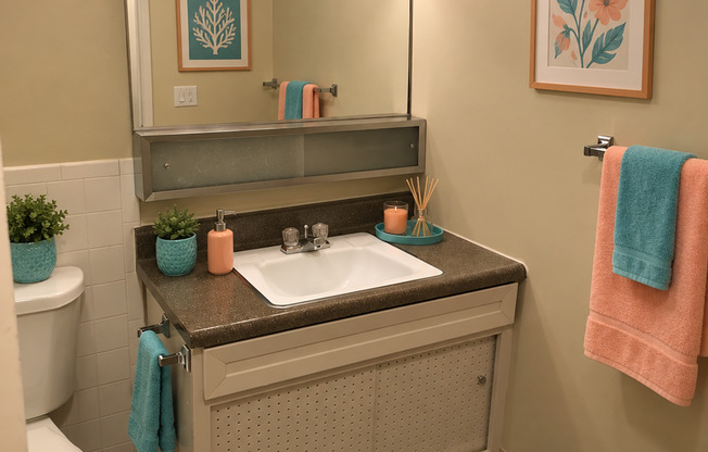 1 bed, 1 bath, 734 sqft, $1,290, Unit 305
