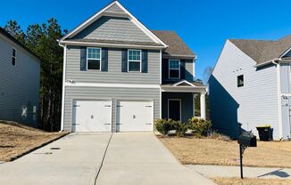 Beautiful 4 bedroom, 2.5 bathroom home in Newnan! Must see!