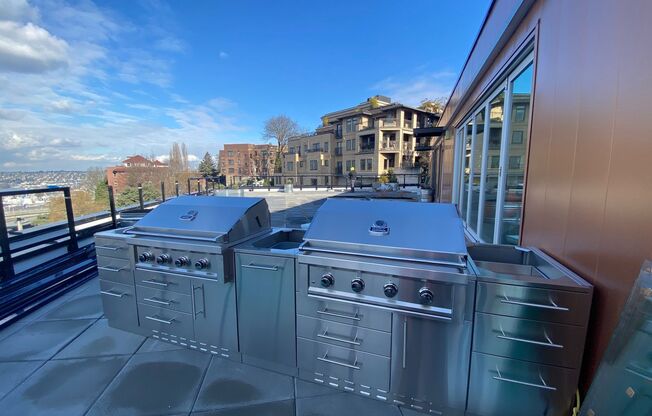 Studio, 1 bath, 357 sqft, $1,995, Unit 409