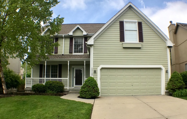 {12122} Spacious Lexington Park Two-Story + New Flooring and Kitchen Counters +Cul de Sac + BV Schools + Finished Basement