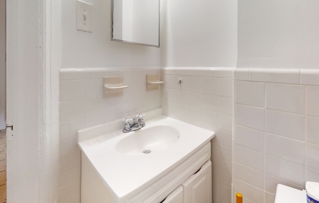 Studio, 1 bath, 350 sqft, $2,580, Unit 3FR