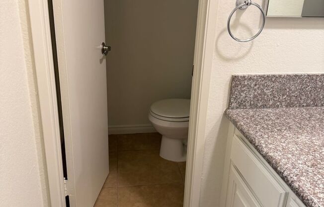 054 - Madre Del Mar Apartments