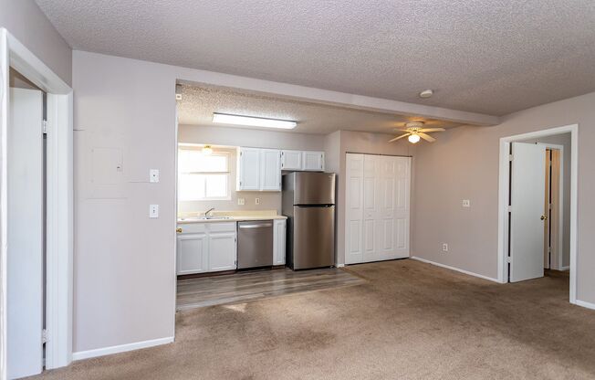 2 beds, 2 baths, $1,350