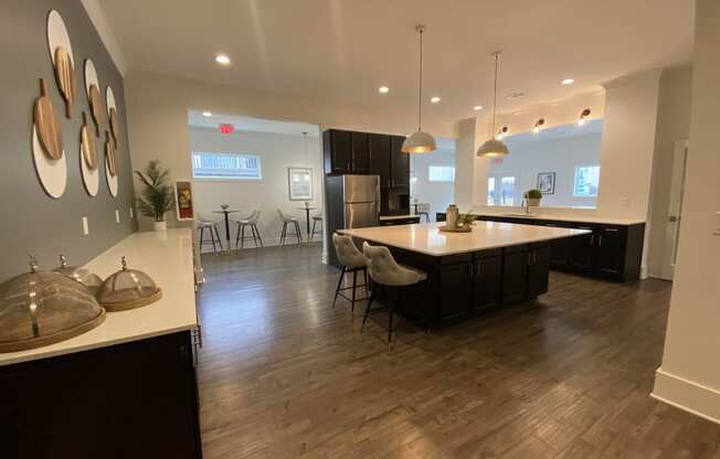 Dining And Kitchen at Cumberland Pointe, Smyrna, 30080