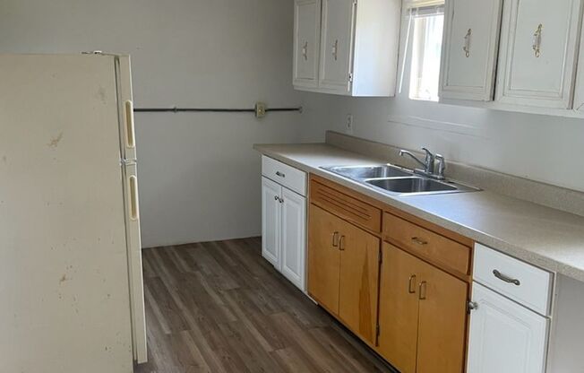 2331 1/2 Washington Street West