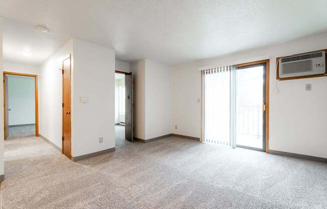 Carpeted Bedroom at Bristol Ridge, Urbandale, IA, 50322