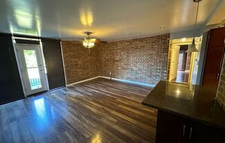 2 Bedroom 1 Bathroom Condo in Kansas City!