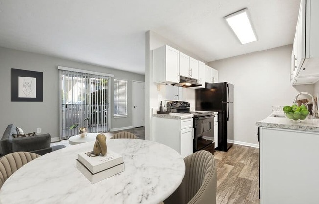 Model dining and kitchen