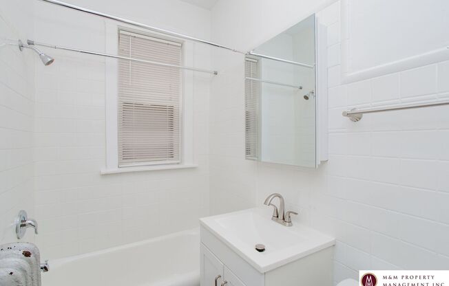 1 bed, 1 bath, 575 sqft, $1,295, Unit 952-23