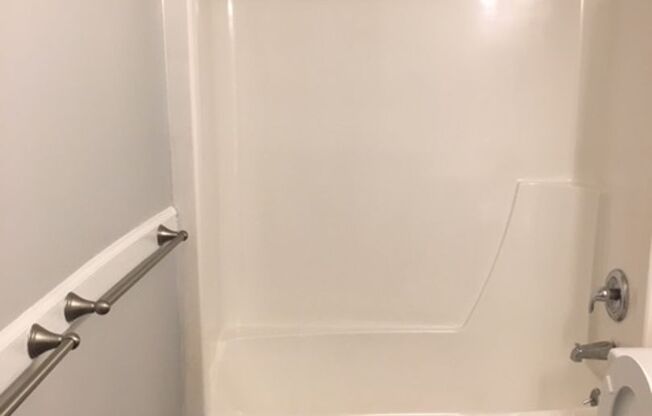 2 beds, 1.5 baths, 1,050 sqft, $1,431, Unit 505-A SH