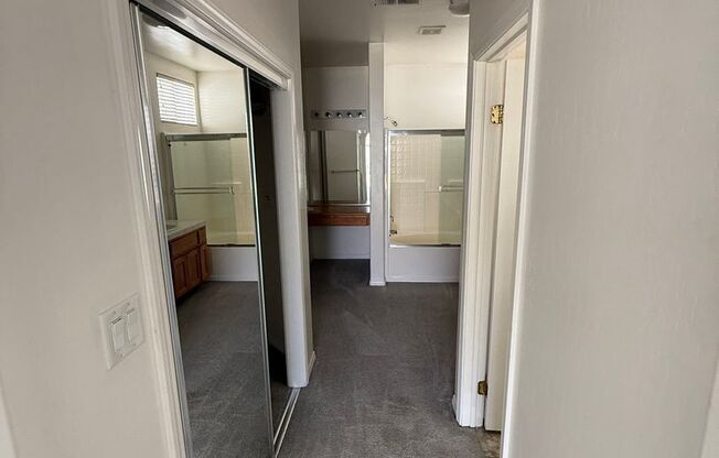 3 beds, 2.5 baths, $2,800