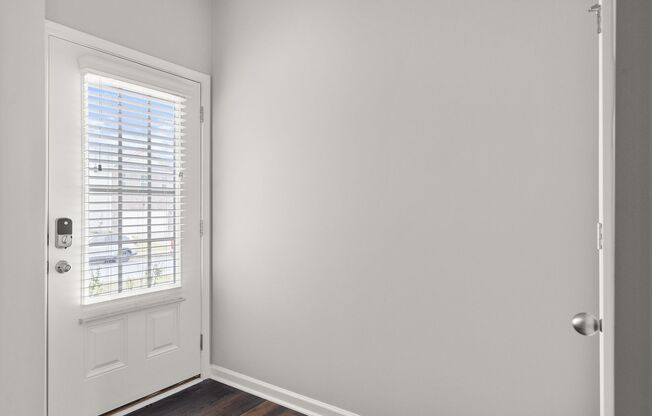 4 bed / 2.5 bath in Gainesville! Retreat at Chicopee