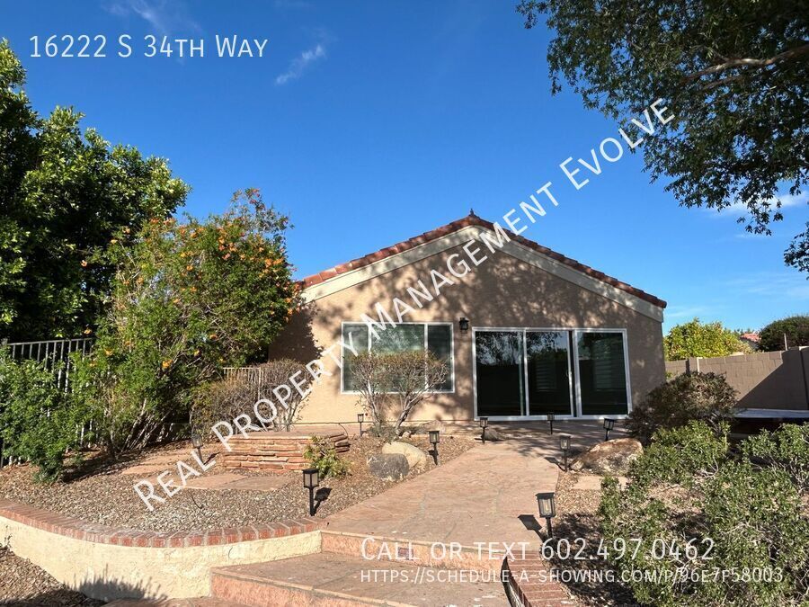16222 S 34 WAY