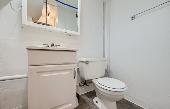 1423 14 AVE