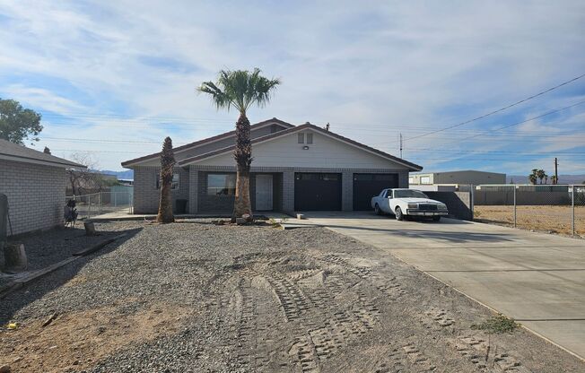 Unique and Beautiful Stick built home in Central Fort Mohave AZ