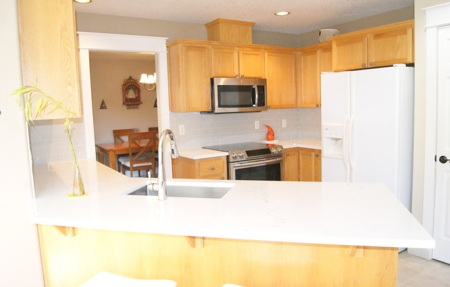 Lovely 4 Bedroom | 2.5 Bathroom Single Family Home | Corner Lot | Kaiser Woods Community