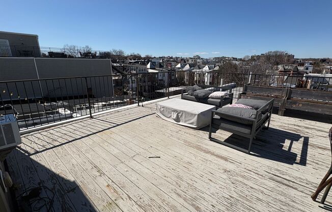 Amazing Top Floor, 2BR, 2BA with Private Rooftop and Garage parking! A Must see!!
