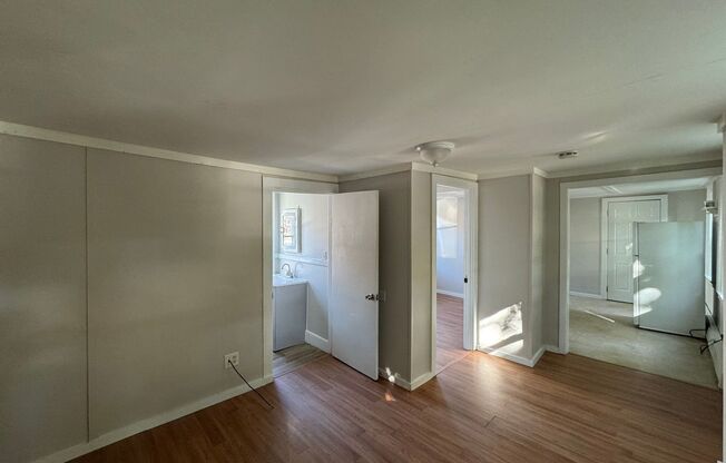 1 bed, 1 bath, $1,450, Unit Unit 1R