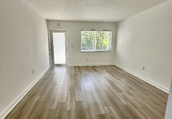 631 NE 72nd Ter, Miami FL 7