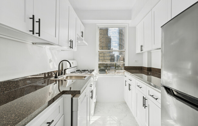 1 bed, 1 bath, 742 sqft, $4,700, Unit 10C