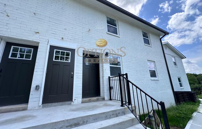 2 beds, 1 bath, $1,550, Unit A1