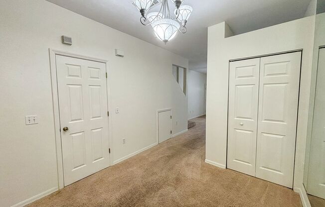 Victoria Station #156 - Pet Friendly!