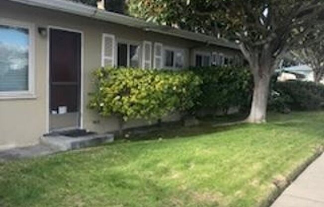 1 bed, 1 bath, $2,095, Unit 02