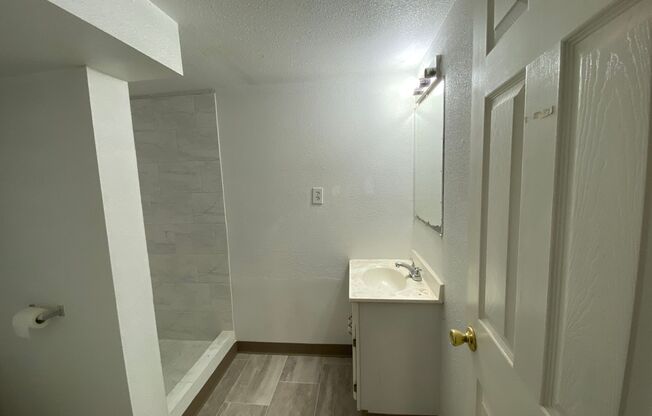 3 beds, 3 baths, 1,000 sqft, $2,200, Unit Basement (#1-3)