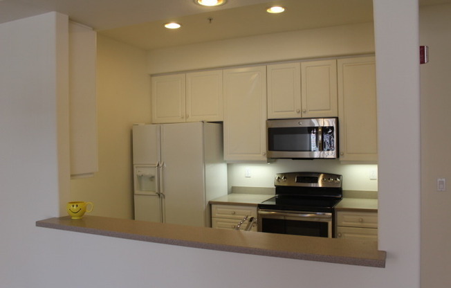 Westside San Mateo Condo  Corte Bella