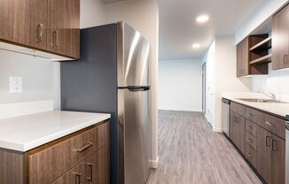 2 beds, 1 bath, 808 sqft, $1,699, Unit B-330