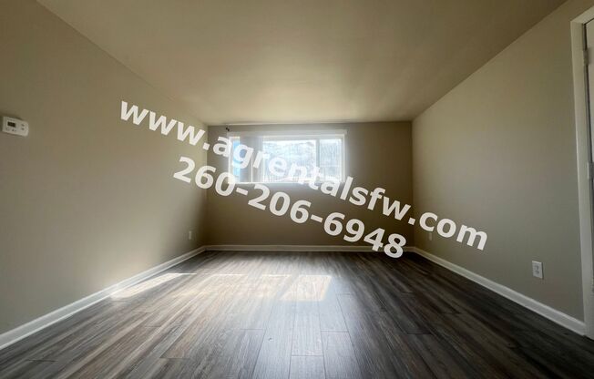 2 beds, 1 bath, 700 sqft, $925, Unit D