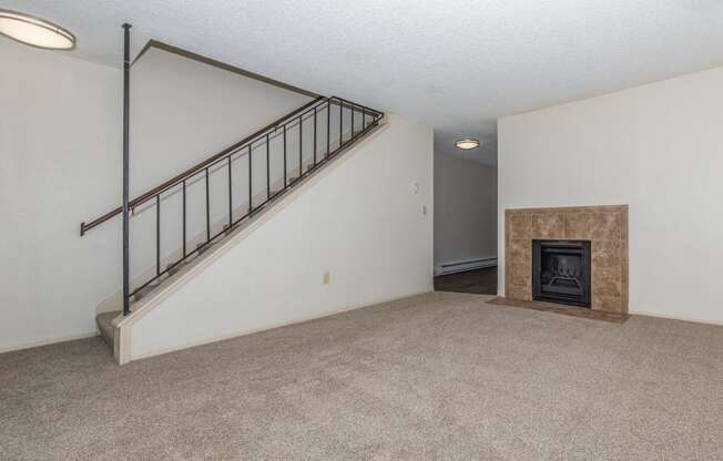 Lincoln Village Apartments