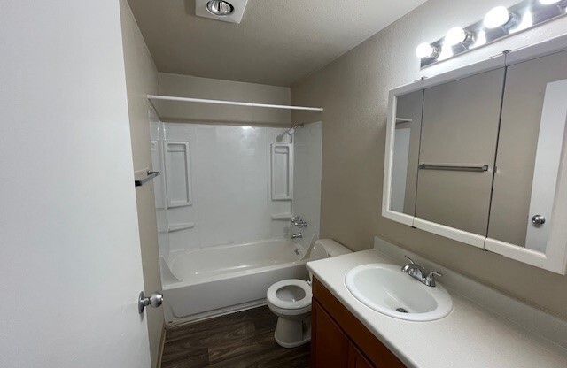 1 bed, 1 bath, 650 sqft, $1,237