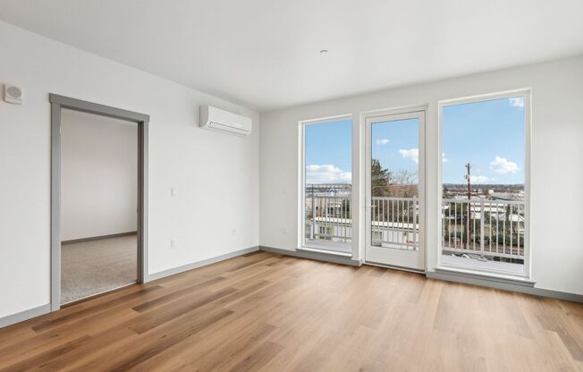 2 beds, 1 bath, 856 sqft, $2,021, Unit 501