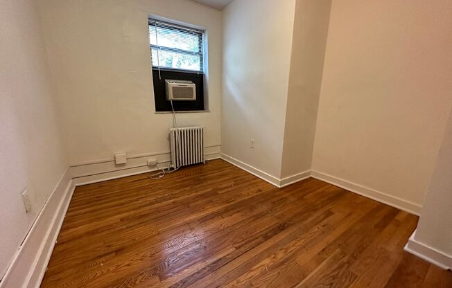 5208-5240 Stanton Avenue