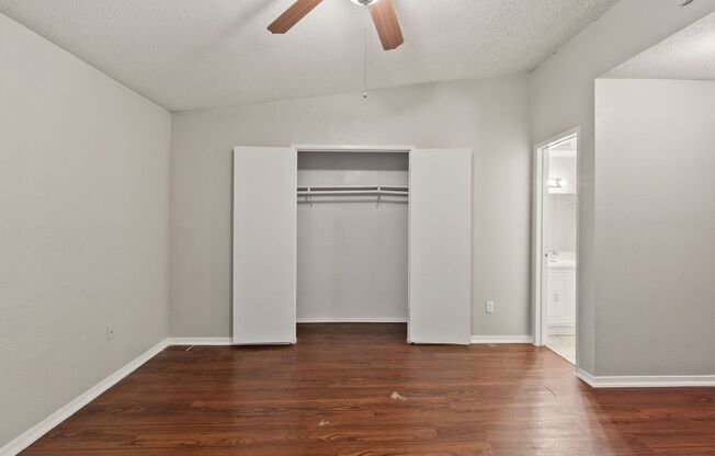 1 bed, 1 bath, 653 sqft, $699