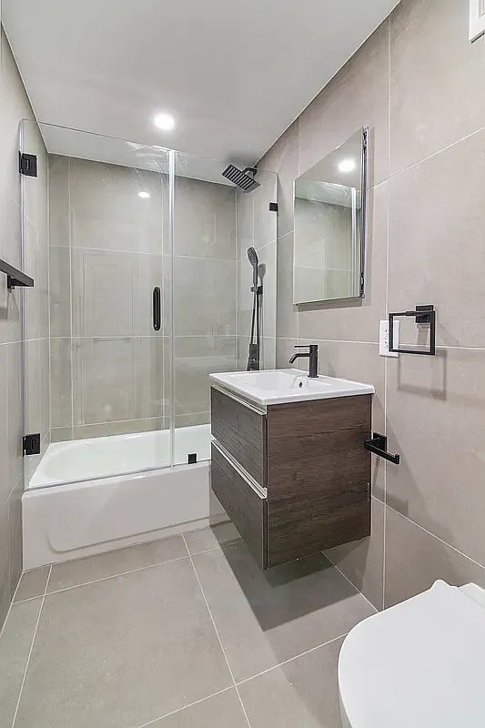 457 Park Pl Apt 1L