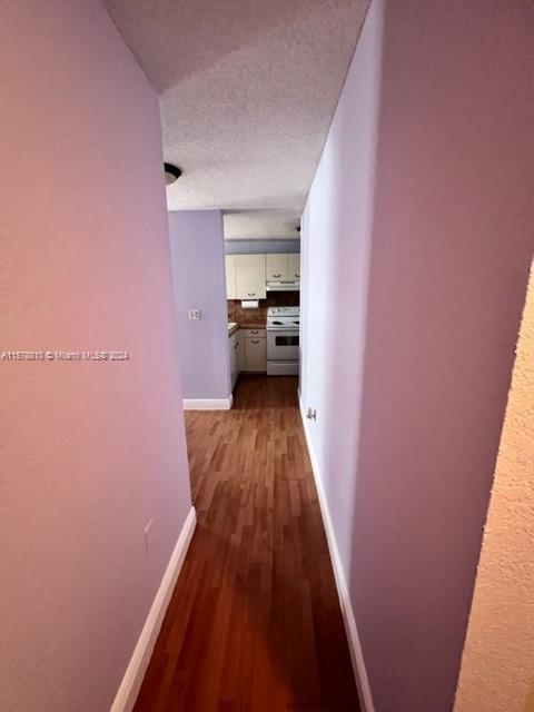 210 SW 11th St