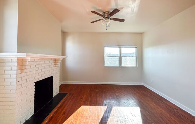 3 beds, 1 bath, $1,250