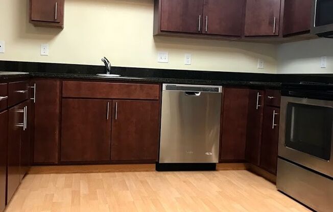 3 beds, 2 baths, 1,232 sqft, $1,375, Unit 615-113