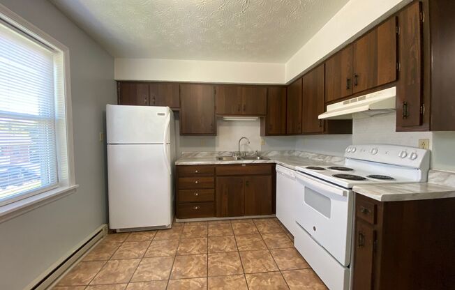 2 beds, 1 bath, $800